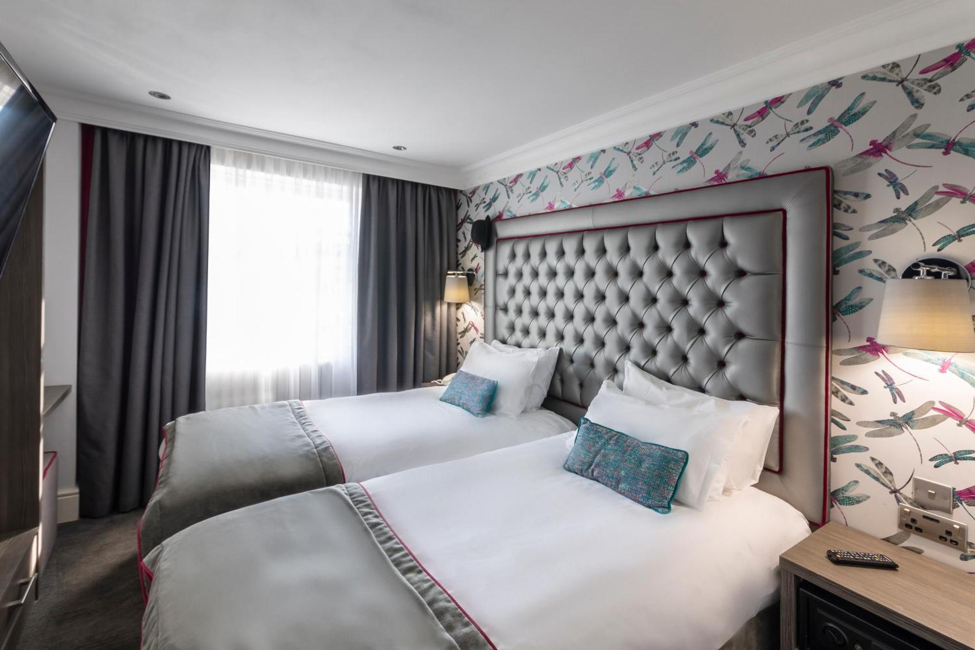 The Beverley Hotel London - Victoria Exterior foto
